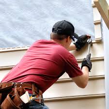 How To Choose The Right Materials for Your Siding Installation in 'Archer, FL